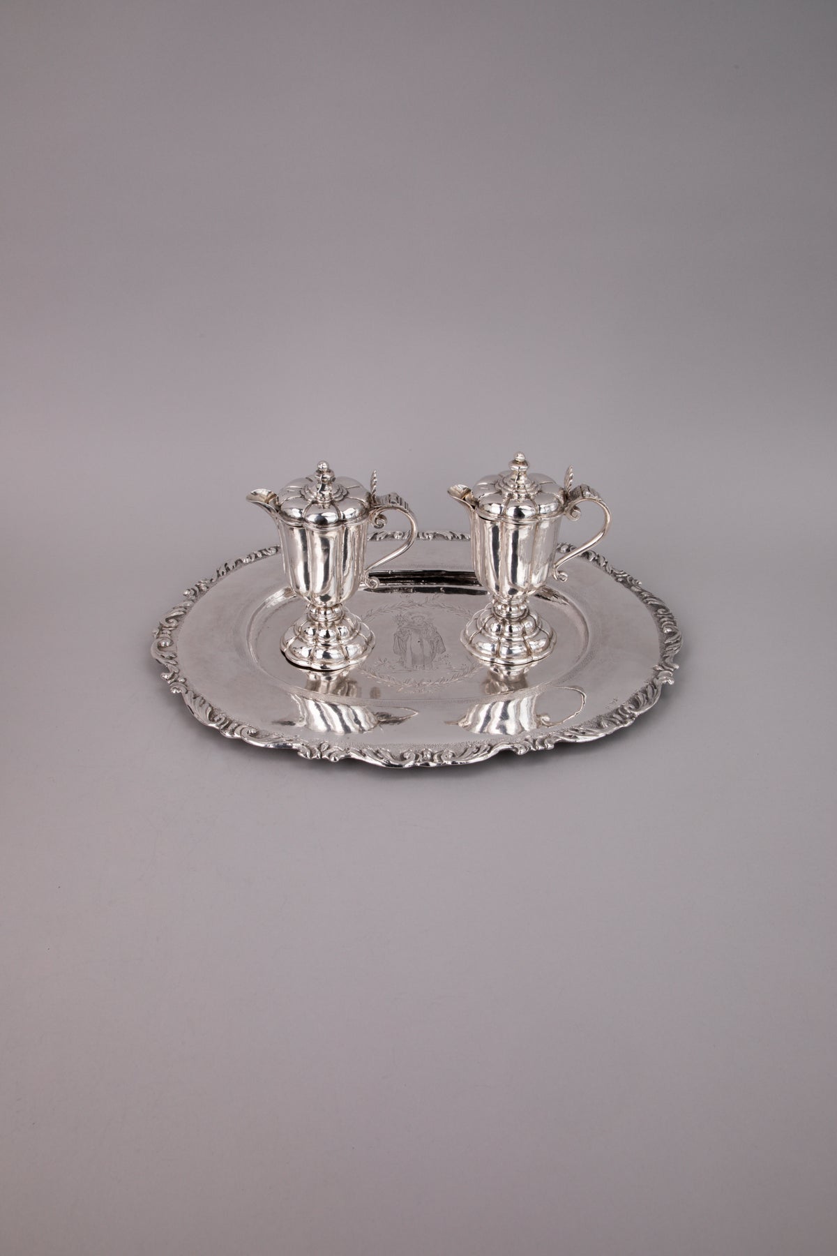 Ampullen met ampullenblad door Jan Moeremans — Antwerpen, 1654–1655